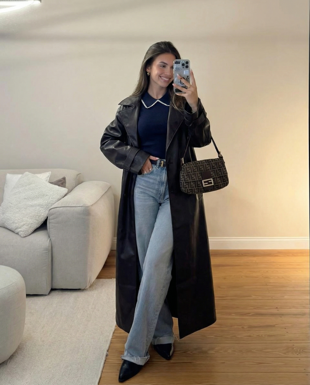 Contrast Collar Fitted Knit Top
