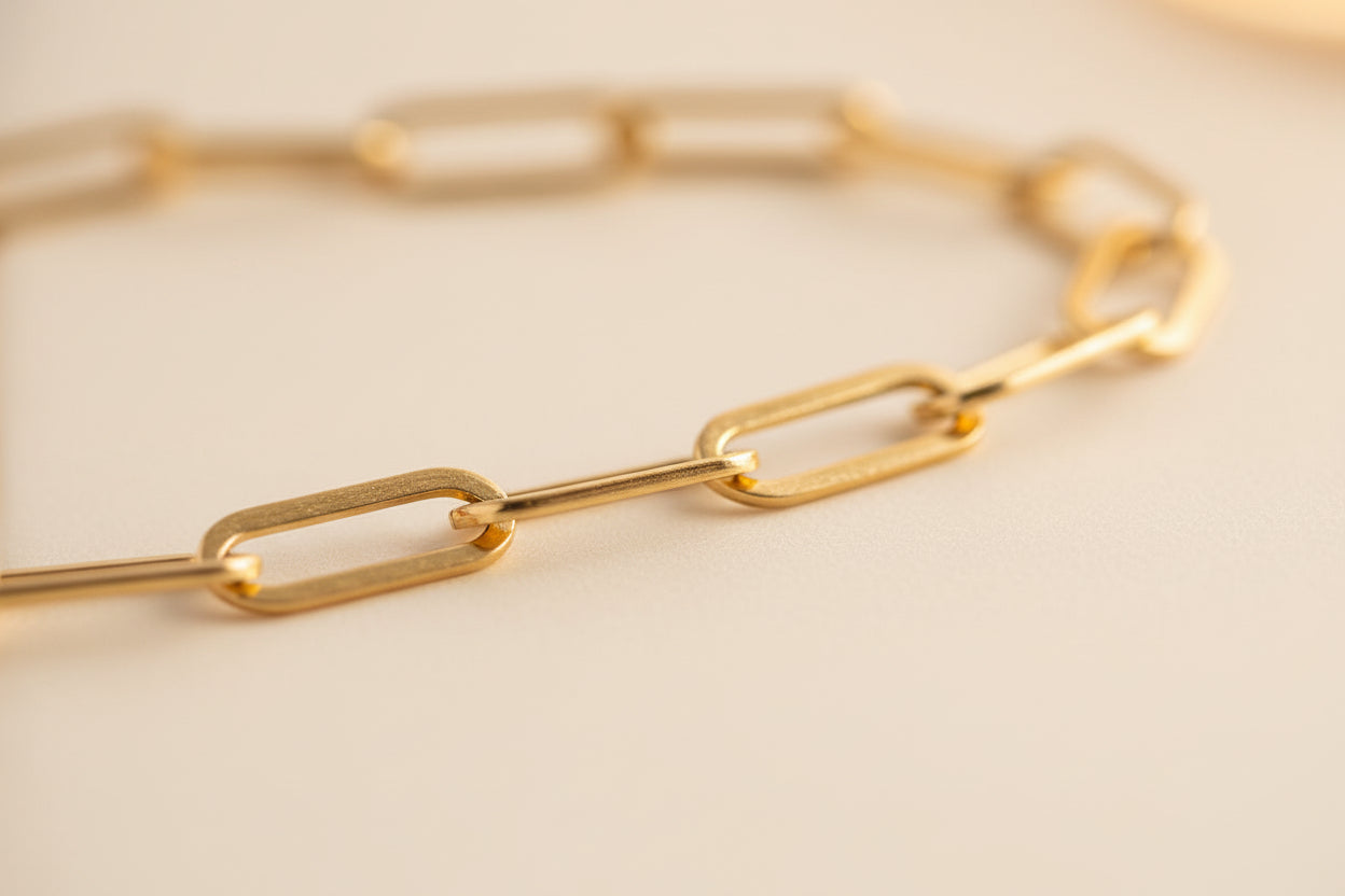 Paperclip Chain Necklace | Gold-Plated | Ivory Nova