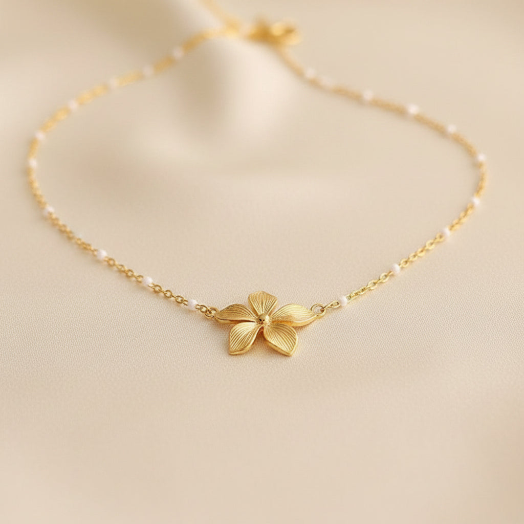 Flower Necklace | Gold-Plated | Ivory Nova