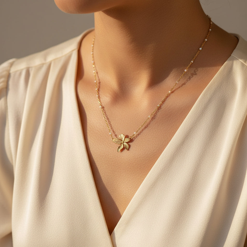 Flower Necklace | Gold-Plated | Ivory Nova