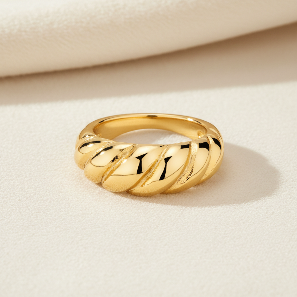 Twisted Band Ring | Gold-Plated | Ivory Nova