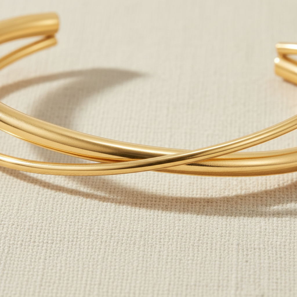Twisted Cuff Bracelet | Gold-Plated