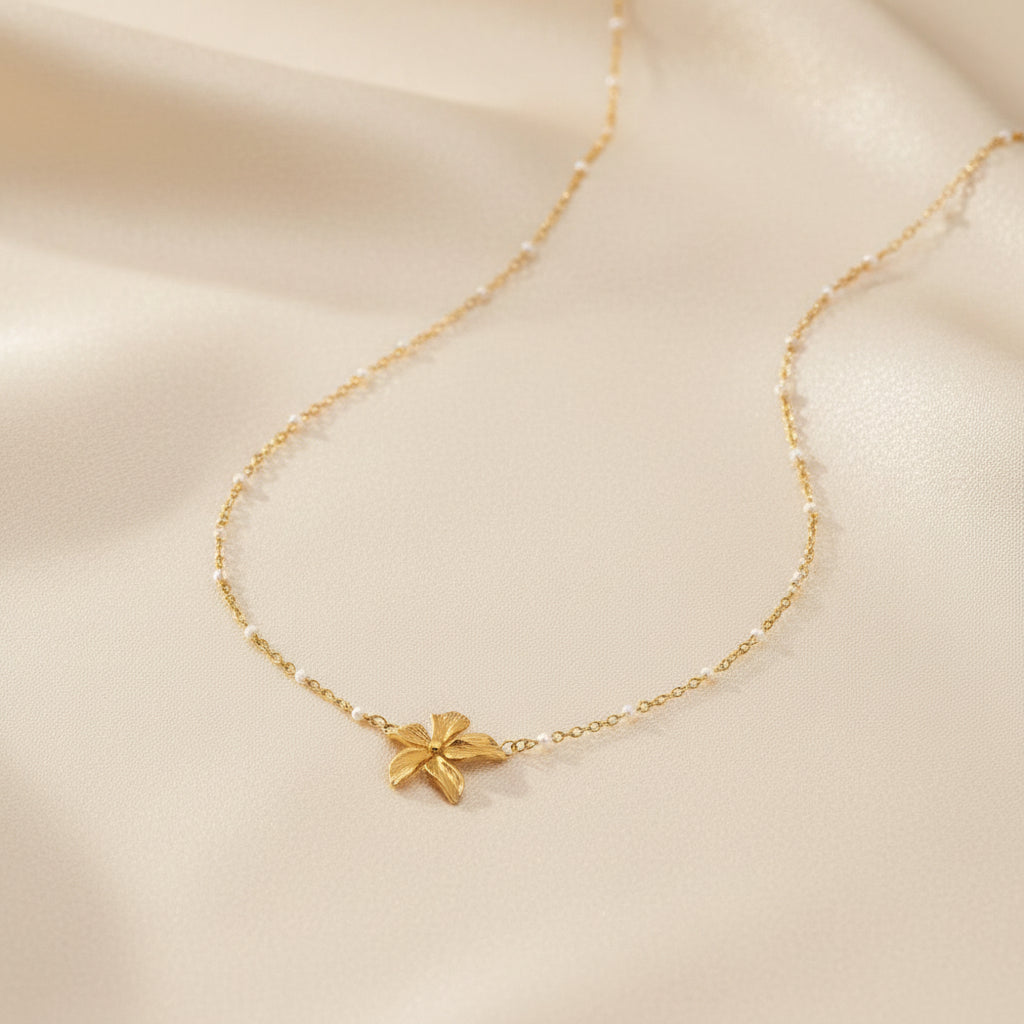 Flower Necklace | Gold-Plated | Ivory Nova